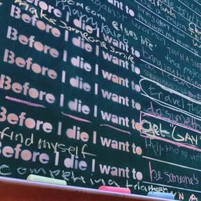 Arch grad student creates wall for students to mark their life’s goals